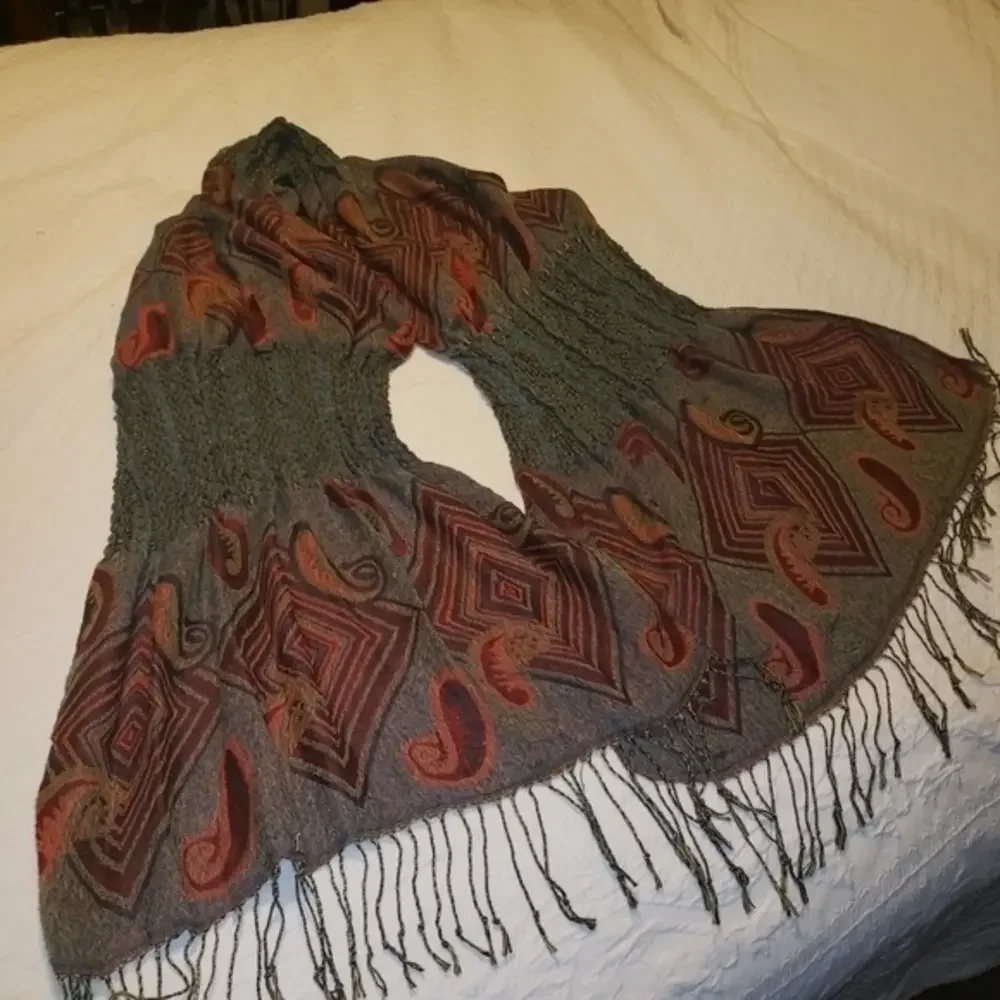 Ladies scarf earth tones‎